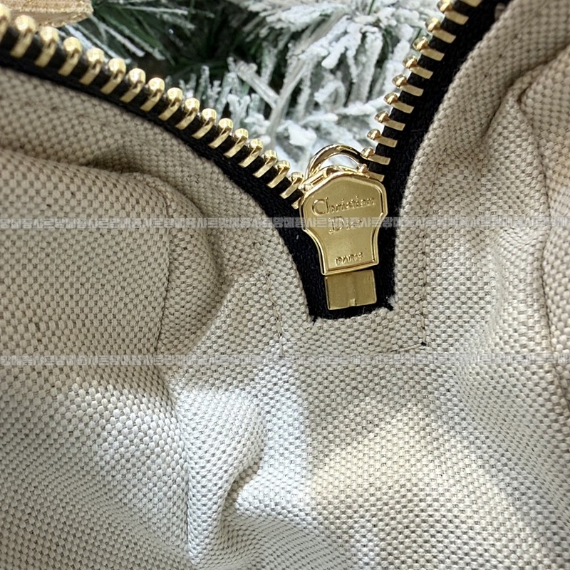 디올보우파우치  20260402-160030-013루.jpg