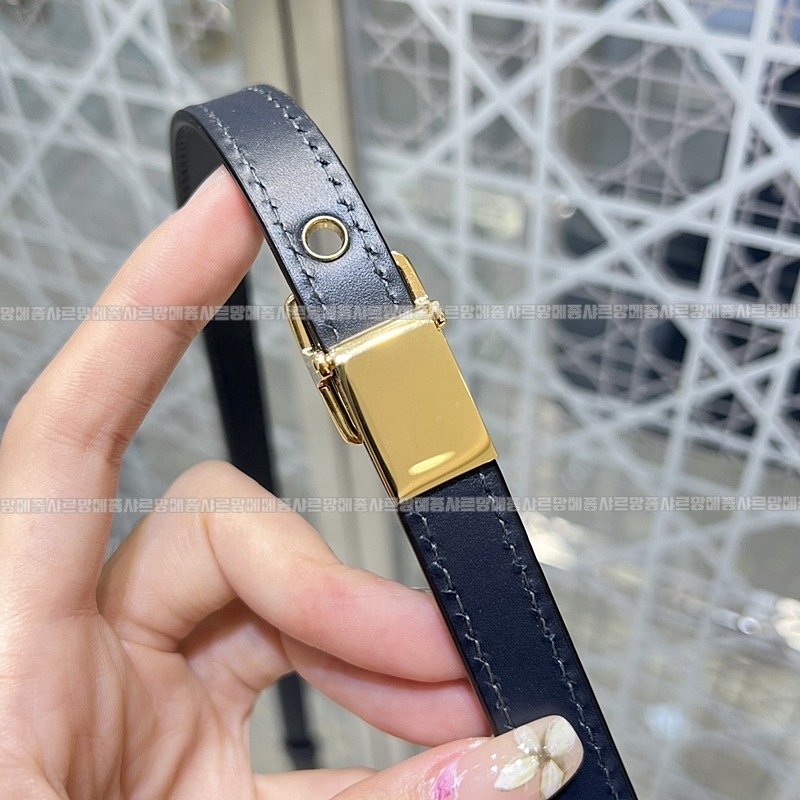 디올바비이스트웨스트백  20260402-160803-018루.jpg