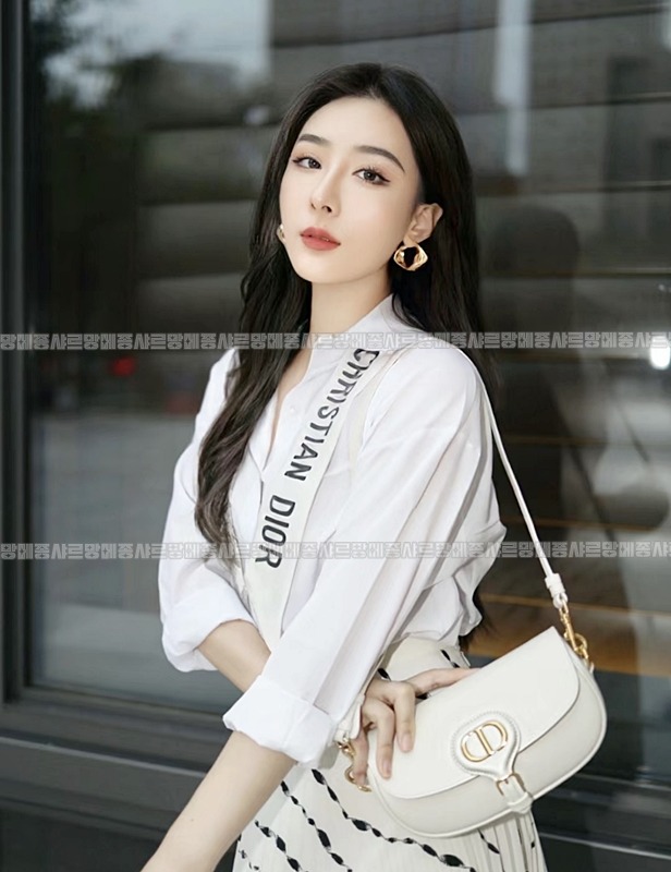 디올바비이스트웨스트백  20260402-161312-014루.jpg