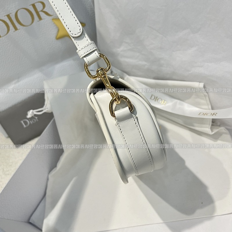 디올바비이스트웨스트백  20260402-161311-005루.jpg