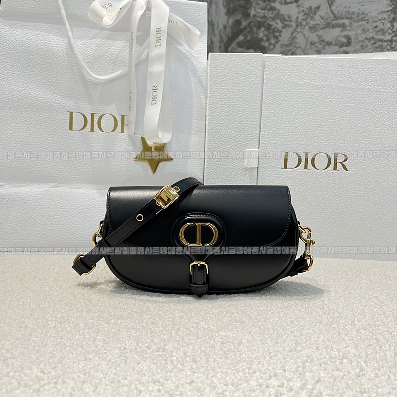 디올바비이스트웨스트백  20260402-161611-001루.jpg