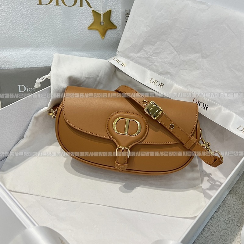 디올바비이스트웨스트백  20260402-162652-002루.jpg