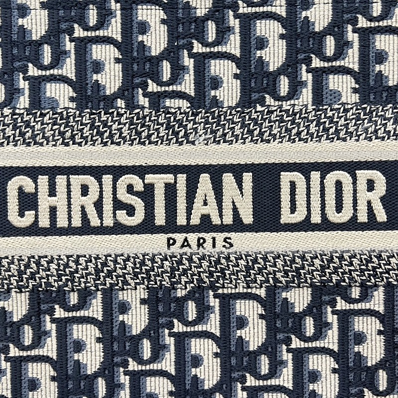 디올북토트백스몰  20260403-101520-005루.jpg