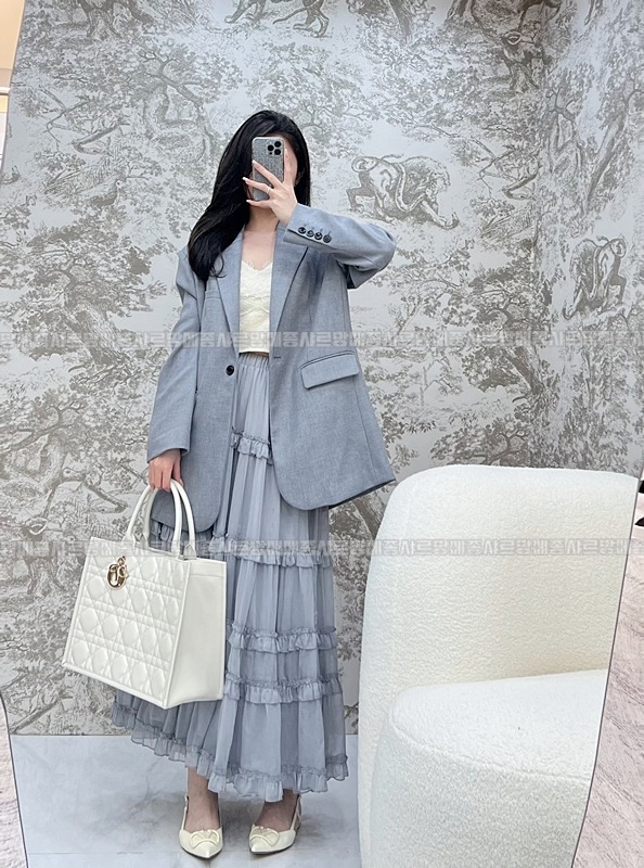 디올북토트백미디움  wsxc1775227690887_0루.jpg