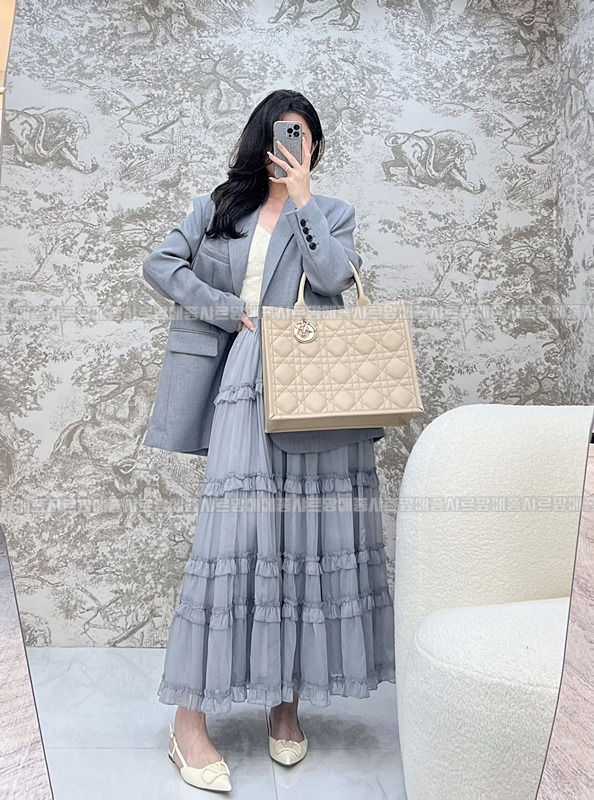 디올북토트백미디움  wsxc1775227796675_5루.jpg