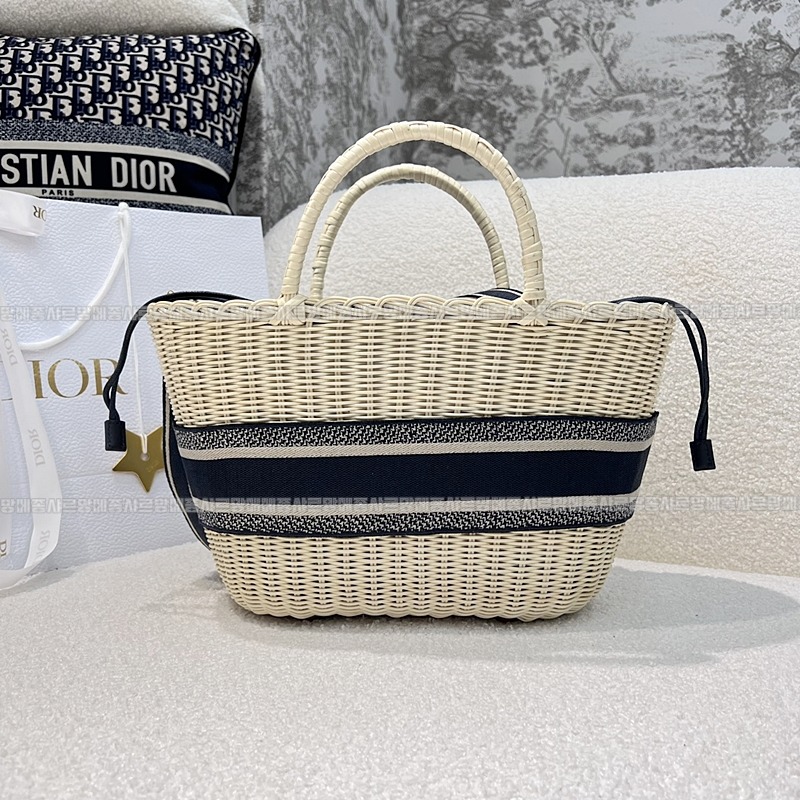 디올라탄바스켓백  20260403-163835-004루.jpg