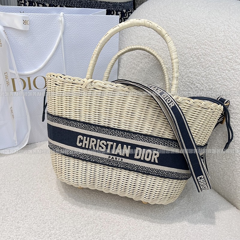 디올라탄바스켓백  20260403-163836-010루.jpg