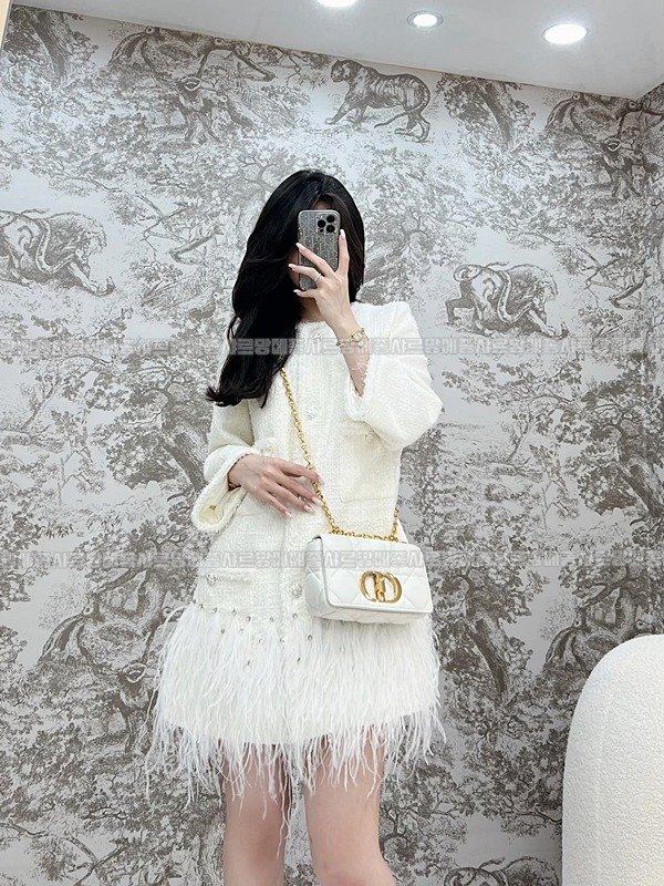 디올카로스몰백  20260403-172123-018루.jpg