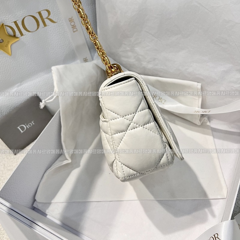 디올카로스몰백  20260403-172121-003루.jpg