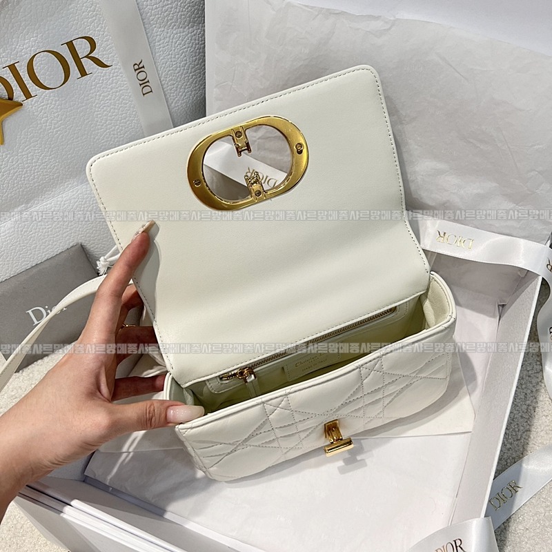 디올카로스몰백  20260403-172121-005루.jpg