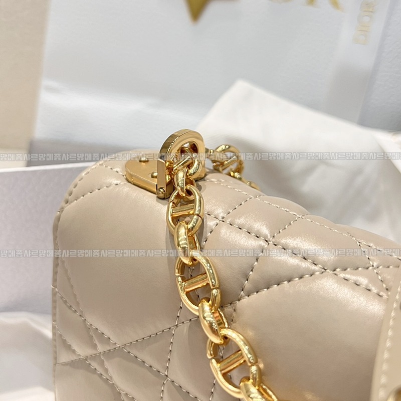 디올카로스몰백  20260403-175216-011루.jpg