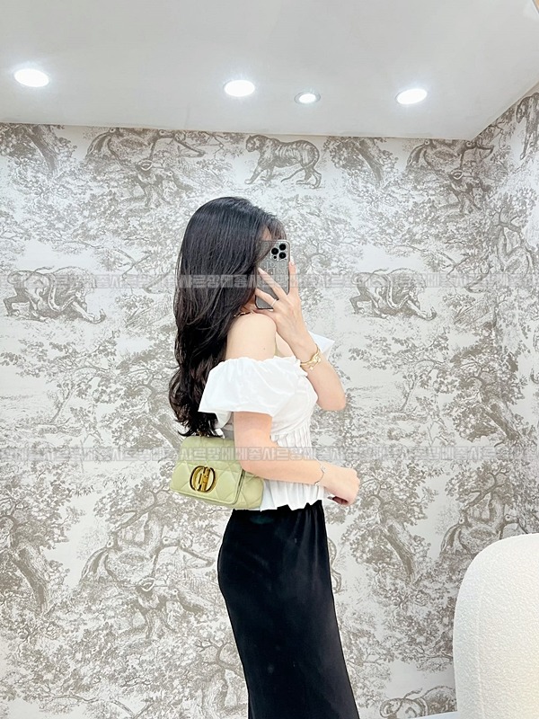 디올카로스몰백  20260403-175733-013루.jpg