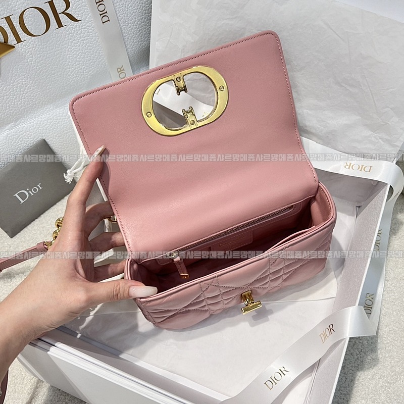 디올카로스몰백  20260403-180003-005루.jpg