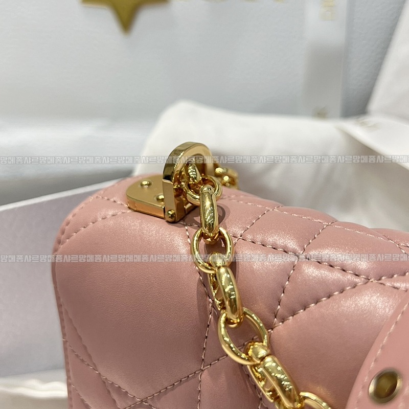 디올카로스몰백  20260403-180003-010루.jpg