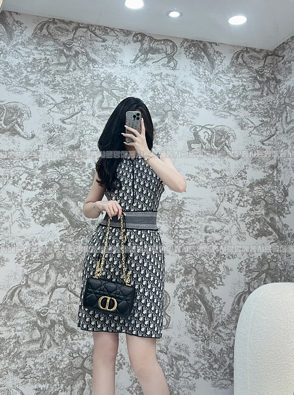 디올카로스몰백  20260403-180252-018루.jpg