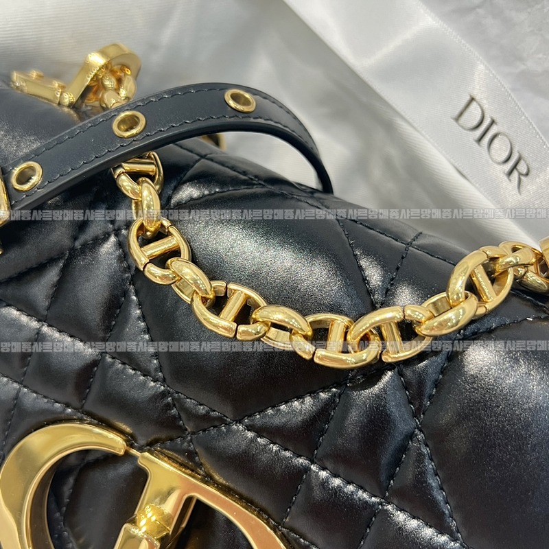 디올카로스몰백  20260403-180251-010루.jpg