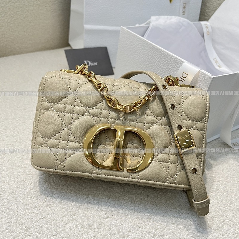 디올카로스몰백  20260403-180458-001루.jpg