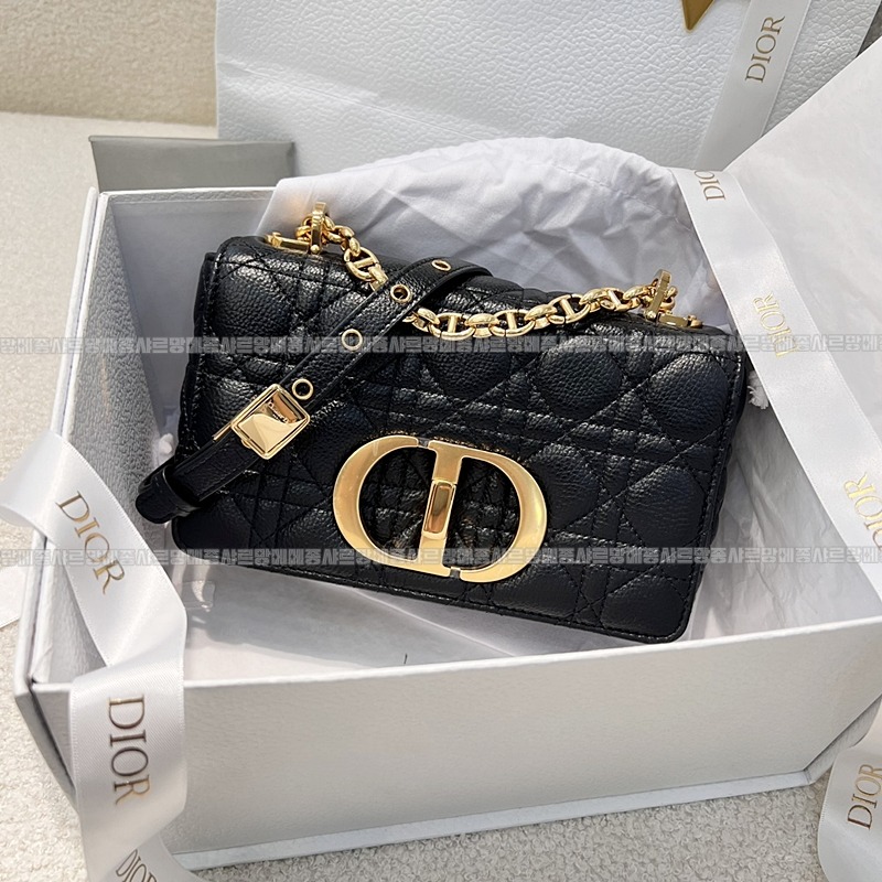 디올카로스몰백  20260403-180725-001루.jpg