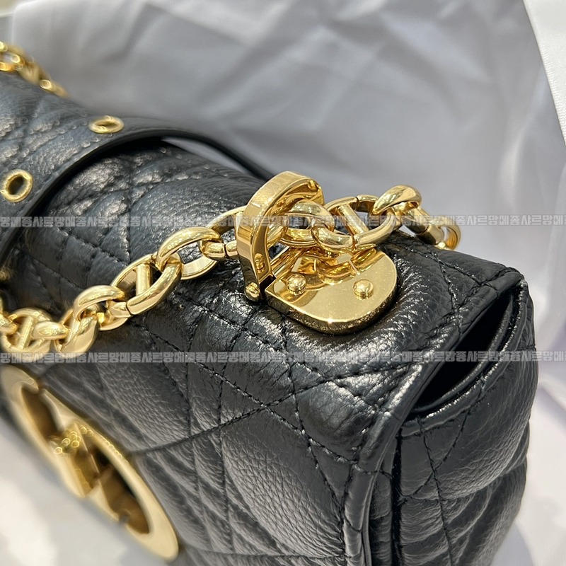 디올카로스몰백  20260403-180726-010루.jpg