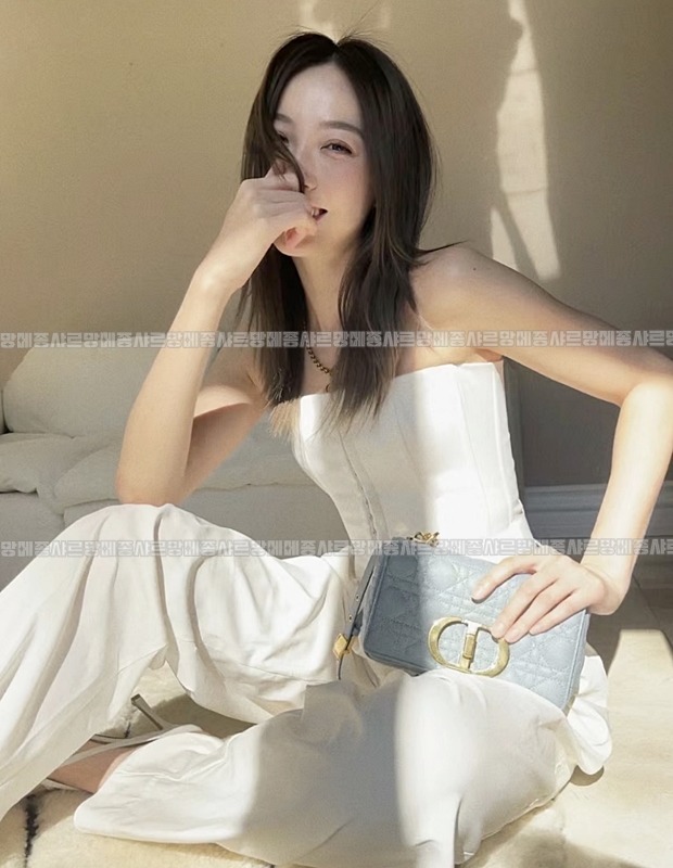 디올카로스몰백  20260403-181000-015루.jpg