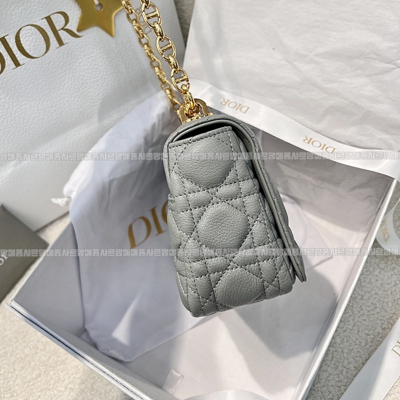 디올카로스몰백  20260403-180958-003루.jpg