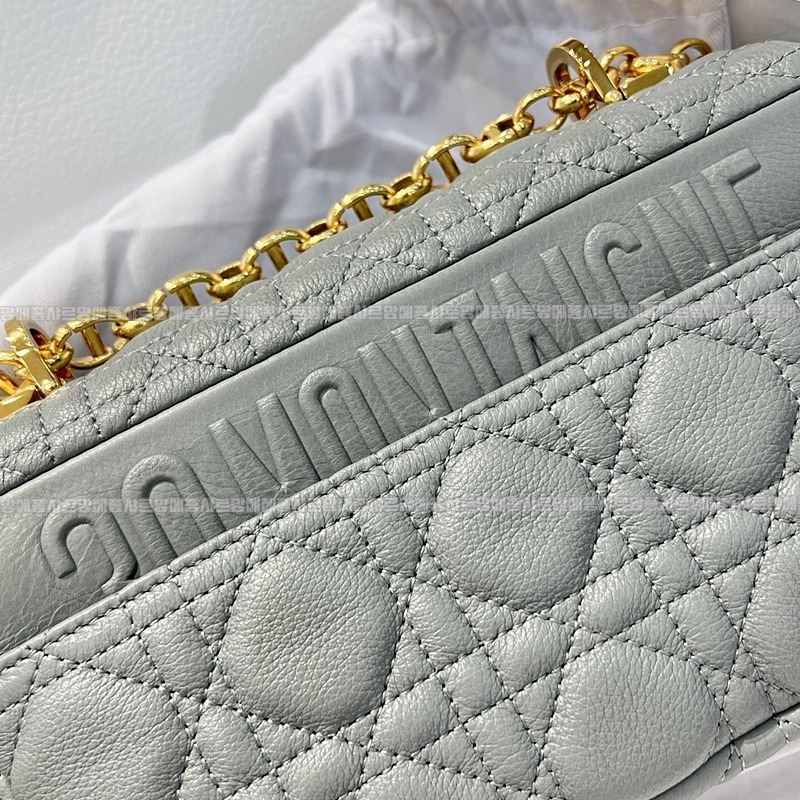 디올카로스몰백  20260403-180959-010루.jpg