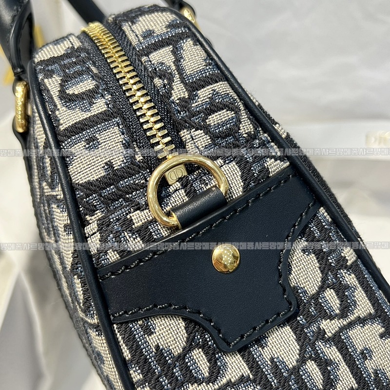 디올디바이브볼링백미디움  wsxc1775297762791_3루.jpg