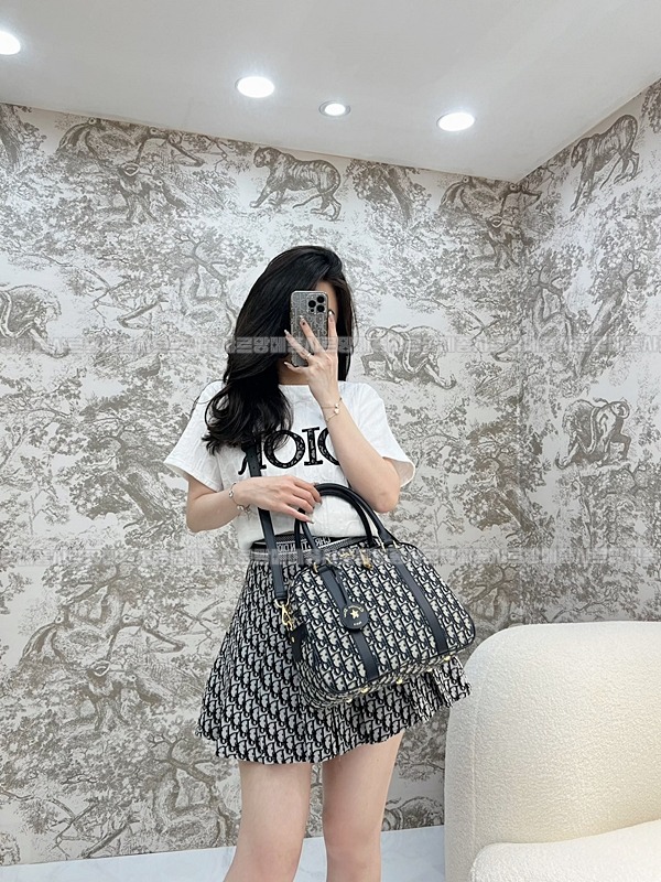 디올디바이브볼링백라지  20260404-103137-021루.jpg