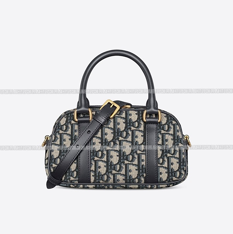 디올디바이브이스트웨스트스몰  20260404-104000-013루.jpg