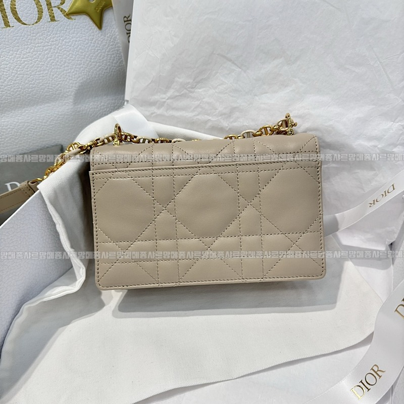 디올미스카로스몰  20260404-111532-002루.jpg