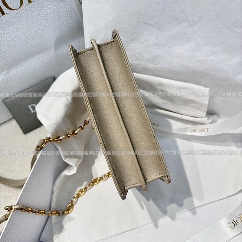 디올미스카로스몰  20260404-111532-004루.jpg