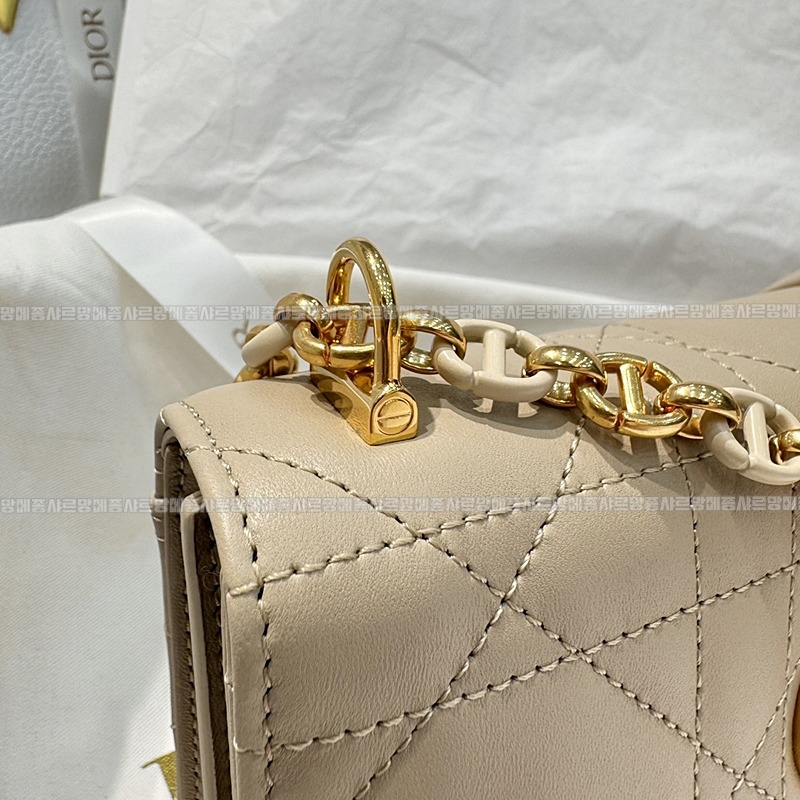 디올미스카로스몰  20260404-111533-010루.jpg