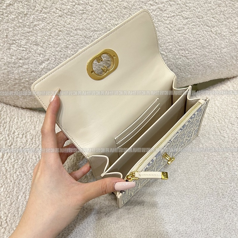 디올미스카로스몰  20260404-135503-007루.jpg