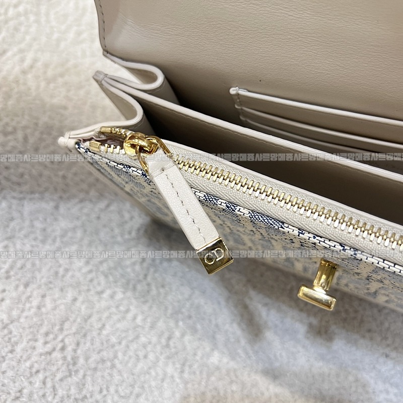 디올미스카로스몰  20260404-135504-009루.jpg