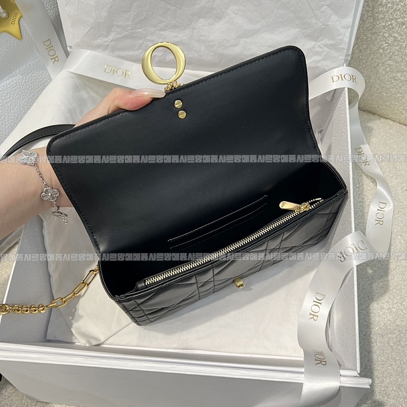 디올미스데이지미니백  20260404-153545-006루.jpg