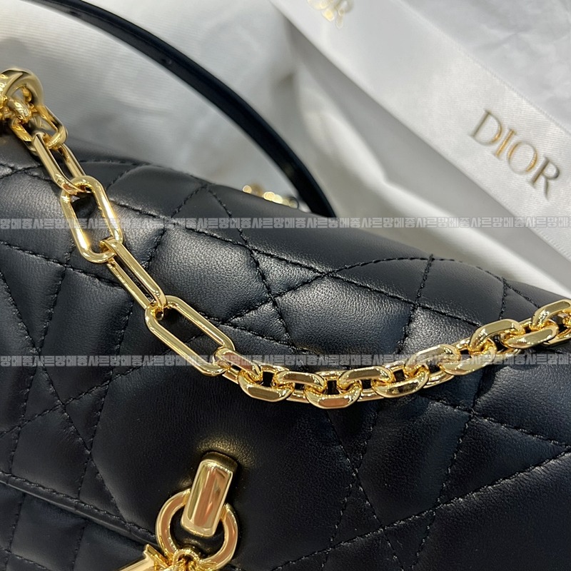 디올미스데이지미니백  20260404-153546-011루.jpg