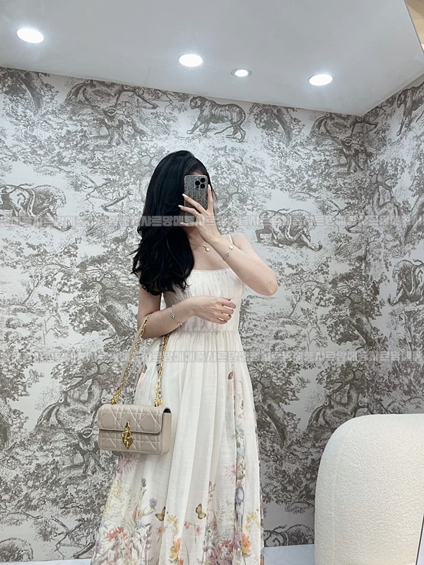 디올미스데이지미니백  20260404-153959-017루.jpg