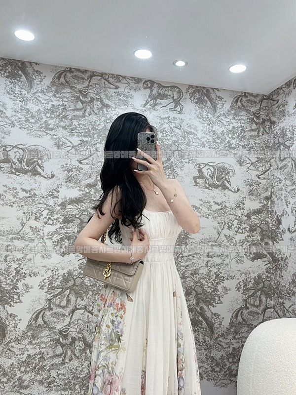 디올미스데이지미니백  20260404-153959-018루.jpg