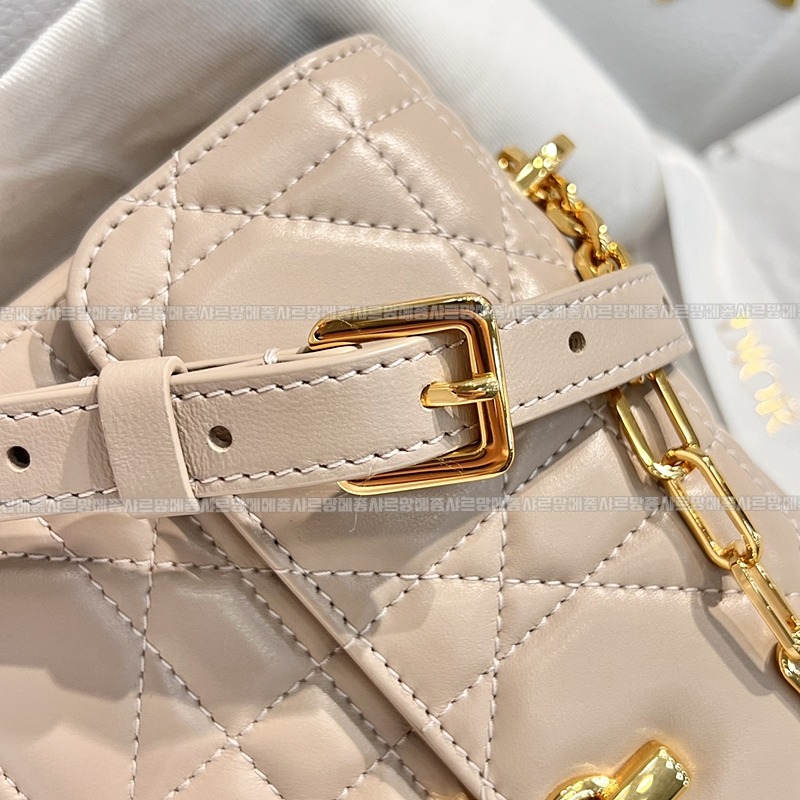 디올미스데이지미니백  20260404-153958-011루.jpg