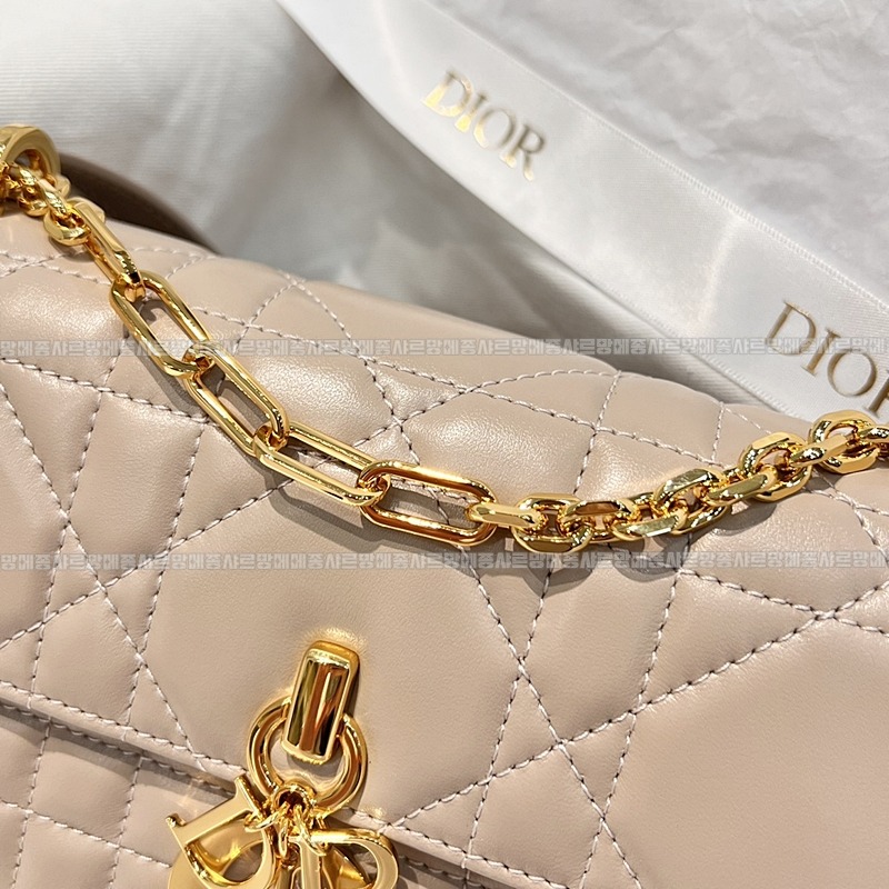 디올미스데이지미니백  20260404-153959-013루.jpg