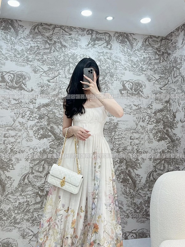 디올미스데이지미니백  20260404-154237-017루.jpg