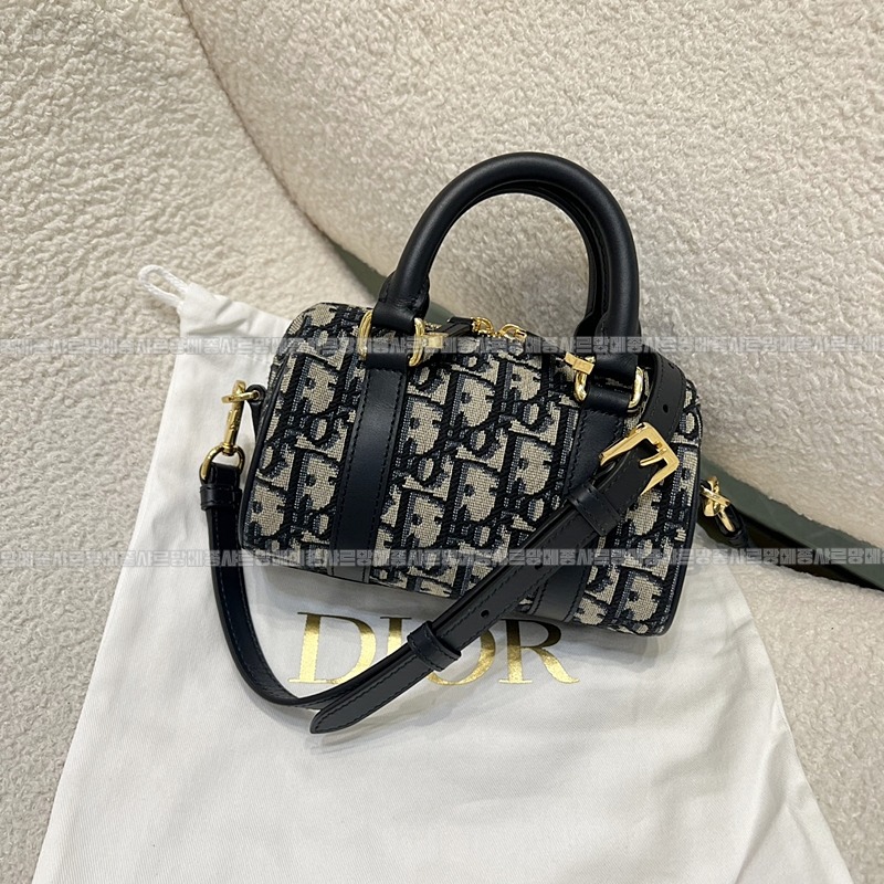 디올16글로브나노백  20260404-160417-001루.jpg