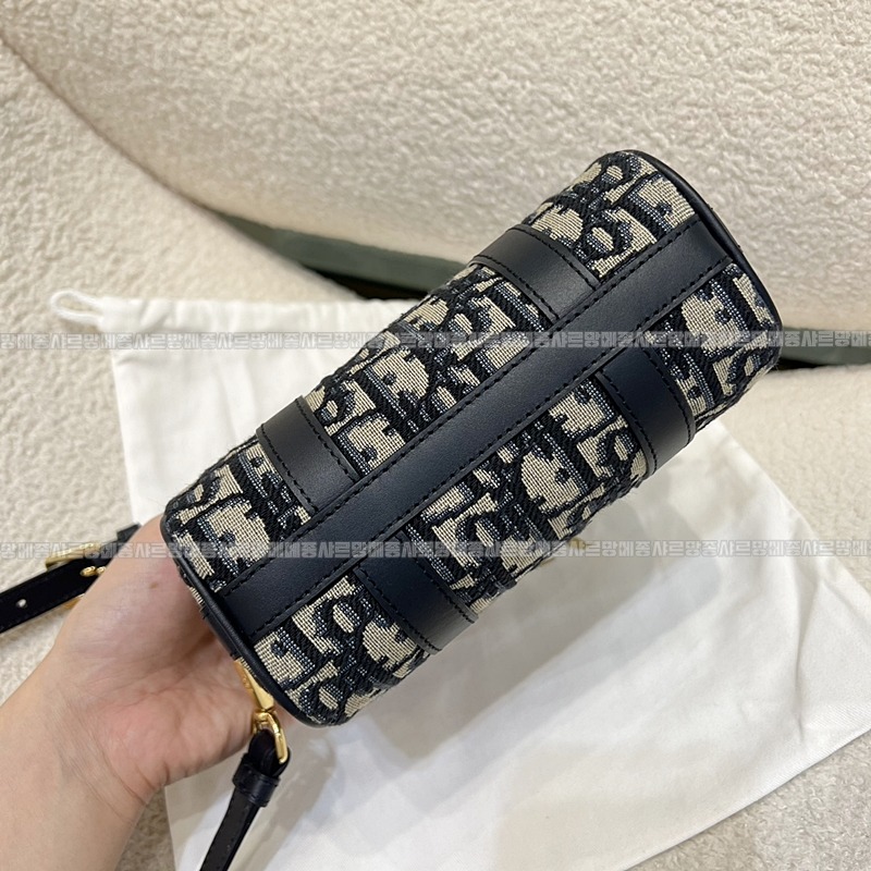 디올16글로브나노백  20260404-160418-003루.jpg