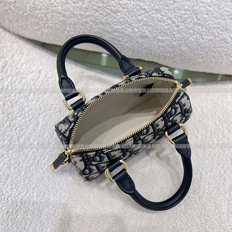 디올16글로브나노백  20260404-160418-005루.jpg