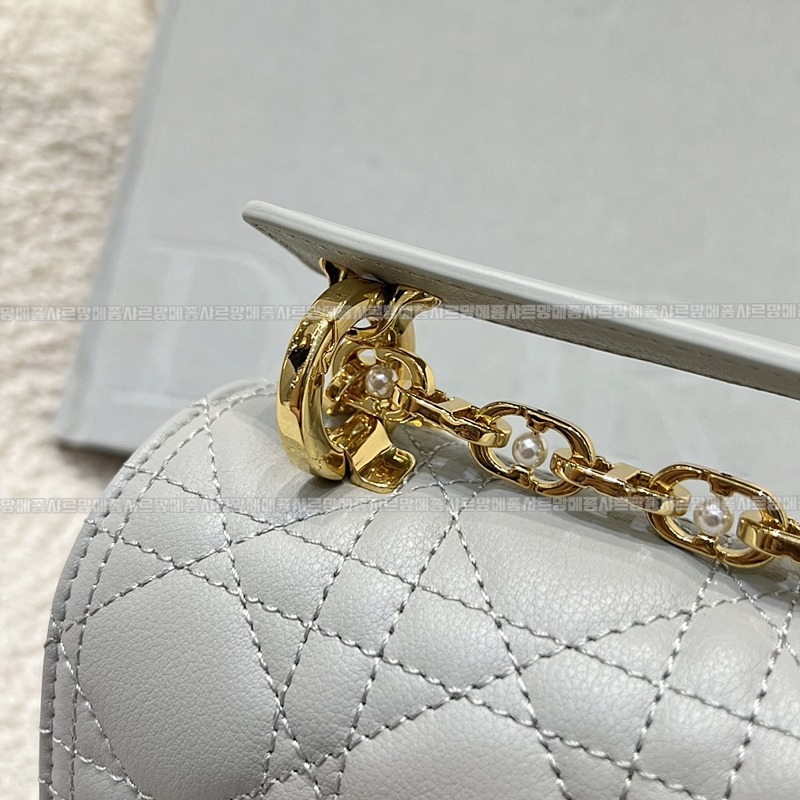 디올졸리탑핸들백스몰  20260405-110615-011루.jpg