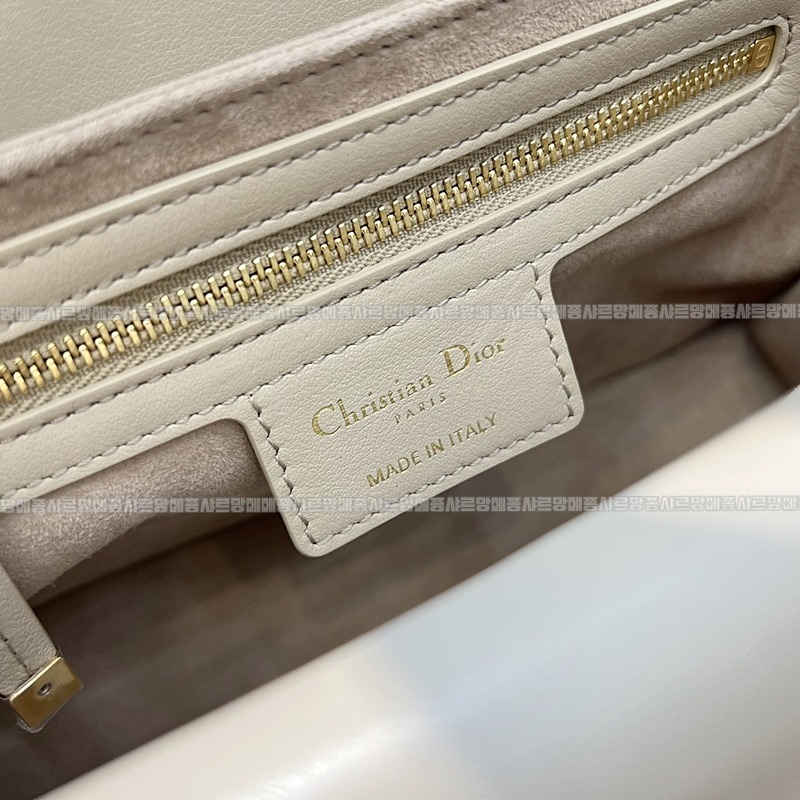 디올졸리탑핸들백스몰  20260406-104719-008루.jpg