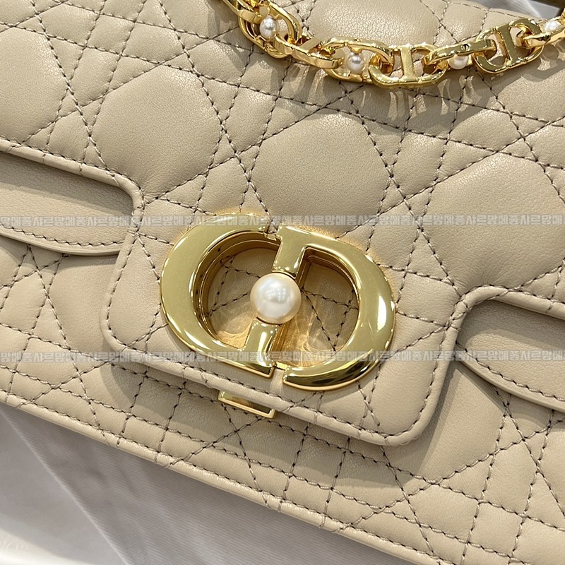 디올졸리탑핸들백스몰  20260406-104719-007루.jpg