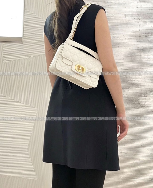 디올졸리탑핸들백스몰  20260406-104942-015루.jpg