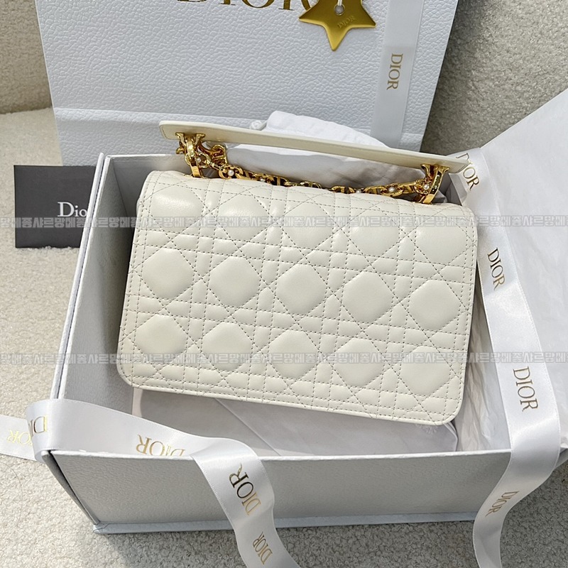 디올졸리탑핸들백스몰  20260406-104940-002루.jpg