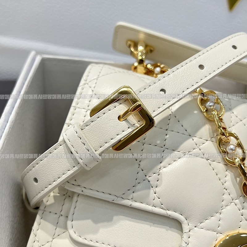 디올졸리탑핸들백스몰  20260406-104941-010루.jpg